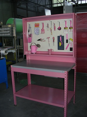 custom-shelving-067